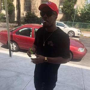 Meet your Posher, Victor